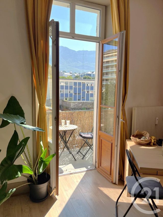 Appartement T2 à vendre - 2 pièces - 44.0 m2 - AIX LES BAINS - 73 - RHONE-ALPES - Century 21 Alp-Immo-Confiance